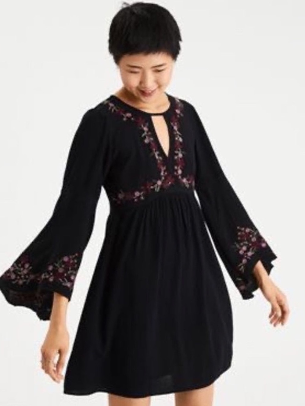 American Eagle Black Boho Embroidered Bell Sleeve Sz. M